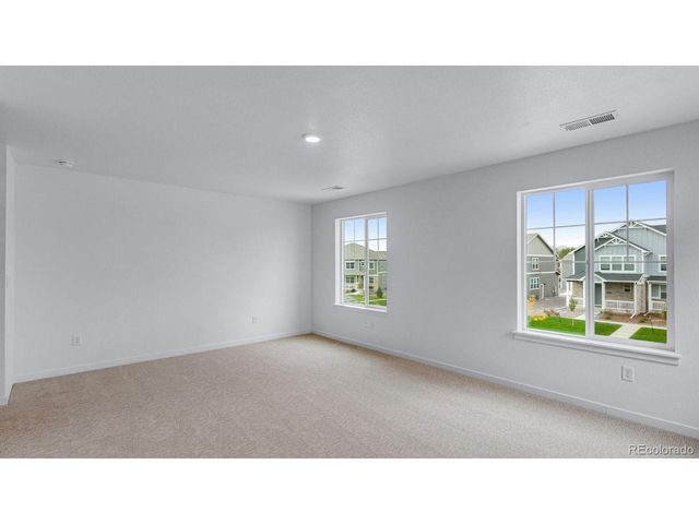 1733 Knobby Pine Dr, Fort Collins, CO 80528