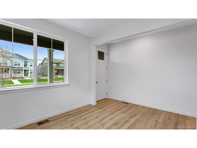 1733 Knobby Pine Dr, Fort Collins, CO 80528