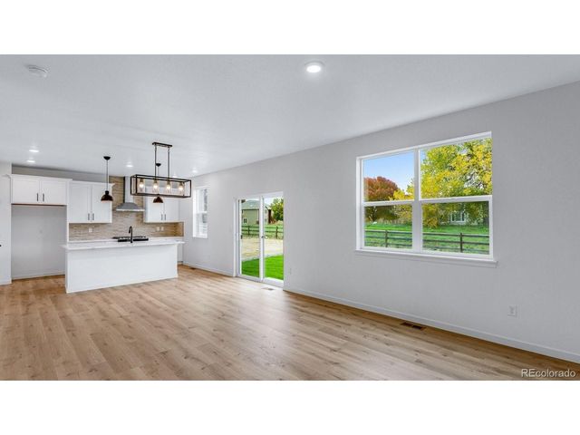 1733 Knobby Pine Dr, Fort Collins, CO 80528