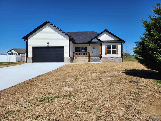 51 Juniper Drive, Rainsville, AL 35986