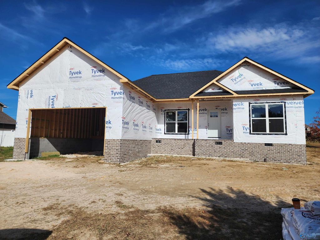 51 Juniper Drive, Rainsville, AL 35986