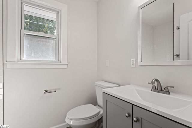 210 Pinonwood Drive, Simpsonville, SC 29680