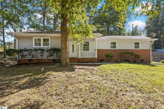 210 Pinonwood Drive, Simpsonville, SC 29680