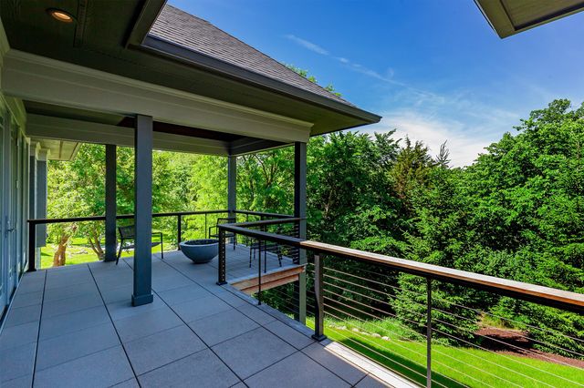 320 Painted Woods Drive, Waukee, IA 50263