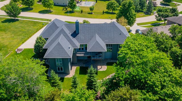 320 Painted Woods Drive, Waukee, IA 50263