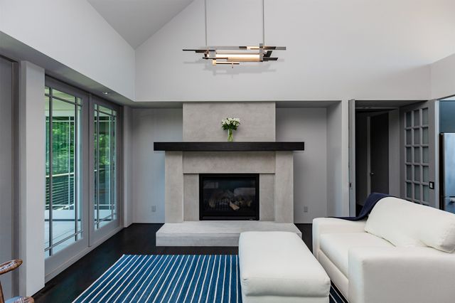 320 Painted Woods Drive, Waukee, IA 50263