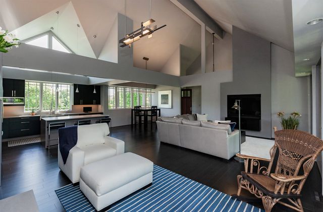 320 Painted Woods Drive, Waukee, IA 50263