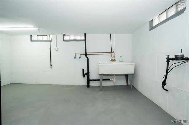 1242 Oliver Street, North Tonawanda, NY 14120