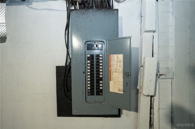 1242 Oliver Street, North Tonawanda, NY 14120