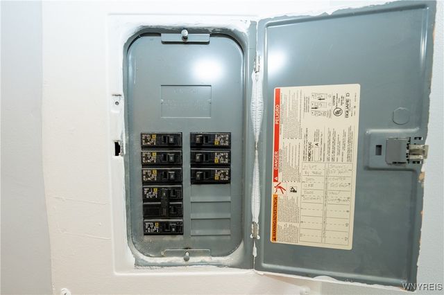 1242 Oliver Street, North Tonawanda, NY 14120