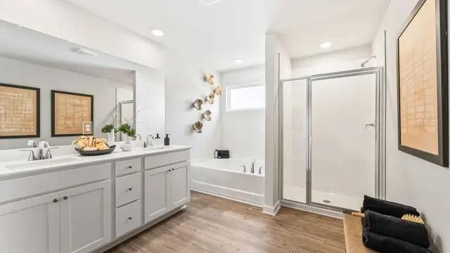 7270 Sherwood Square Drive 16, Flowery Branch, GA 30542