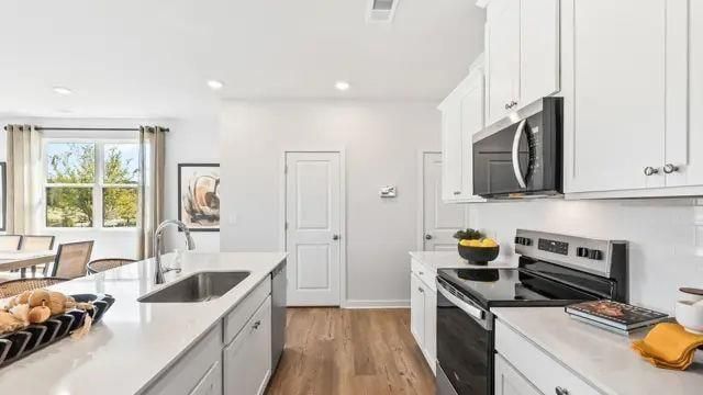 7270 Sherwood Square Drive 16, Flowery Branch, GA 30542