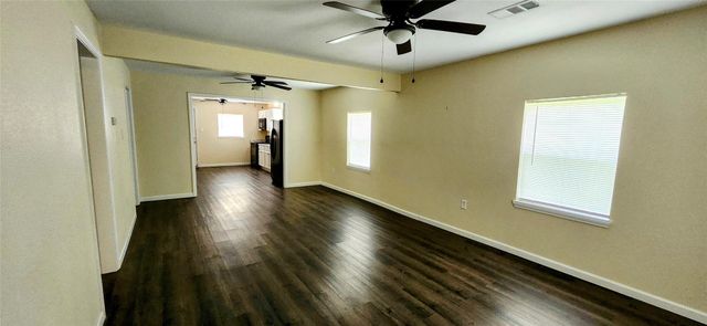 15500 Fm 1725, Cleveland, TX 77328
