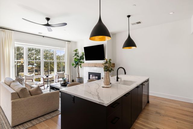 508 Helmsman Street, Charleston, SC 29492