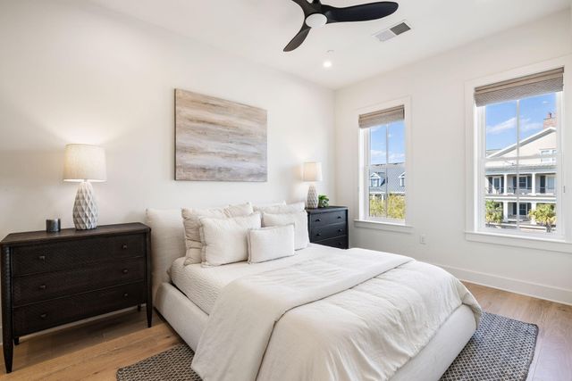 508 Helmsman Street, Charleston, SC 29492