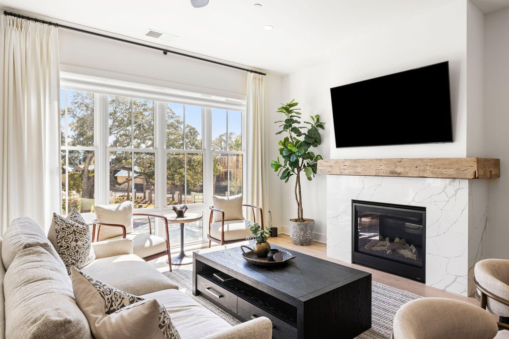 508 Helmsman Street, Charleston, SC 29492