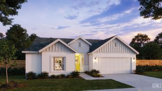 10721 Clackamas Way, Bakersfield, CA 93311