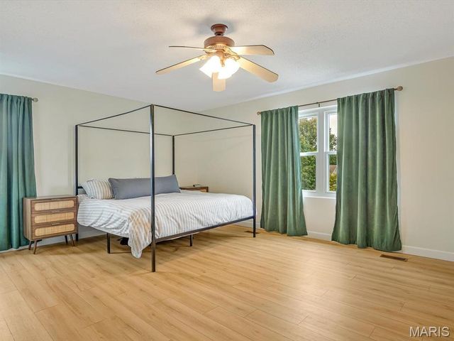 1005 Daniel Drive, Maryville, IL 62062