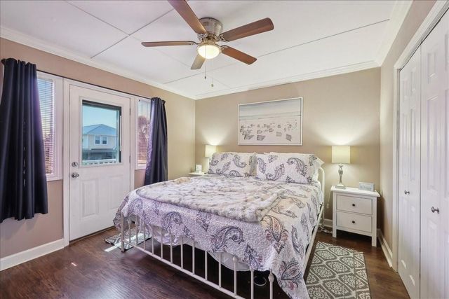 22922 Lunes Street, Galveston, TX 77554