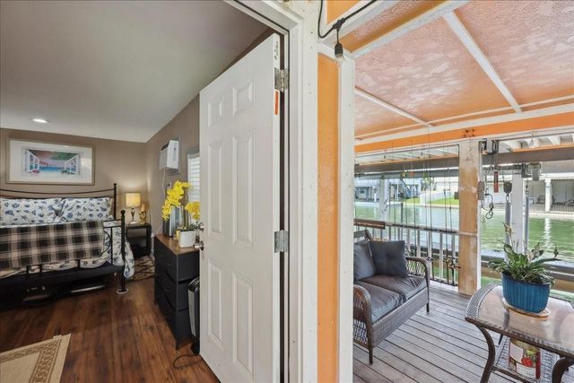 22922 Lunes Street, Galveston, TX 77554