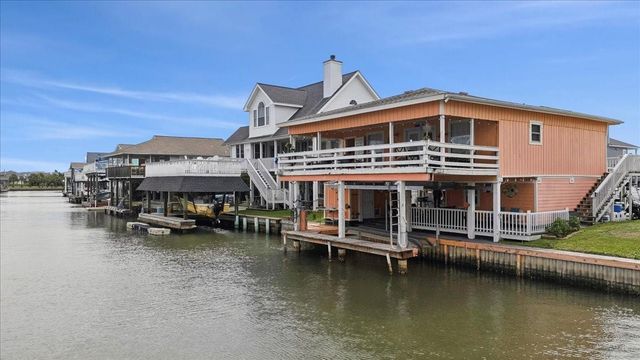 22922 Lunes Street, Galveston, TX 77554