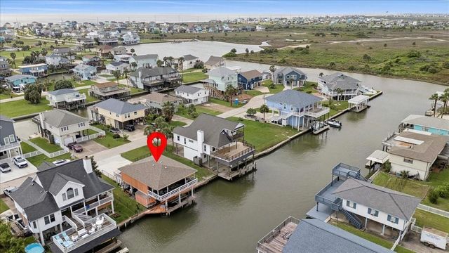 22922 Lunes Street, Galveston, TX 77554