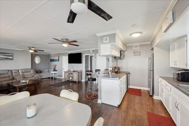 22922 Lunes Street, Galveston, TX 77554