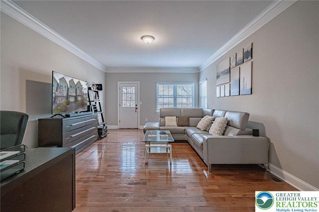 1490 East 7th Street, Bethlehem City, PA 18015