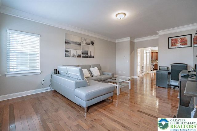 1490 East 7th Street, Bethlehem City, PA 18015