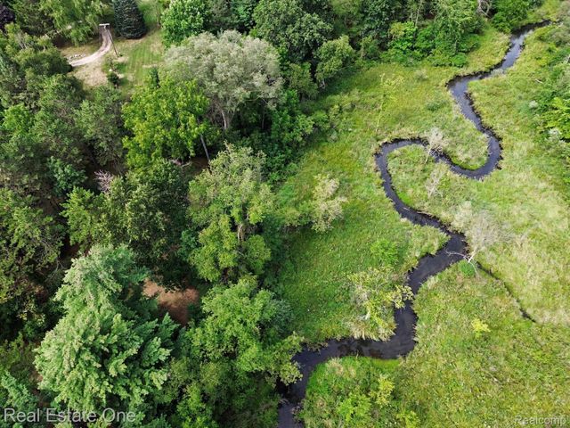 1275 Rosell Road, Rose Township, MI 48442
