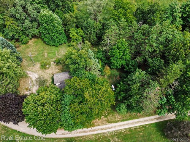 1275 Rosell Road, Rose Township, MI 48442