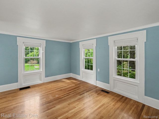 1275 Rosell Road, Rose Township, MI 48442