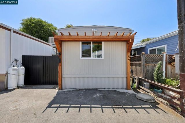 2399 E 14th Street, San Leandro, CA 94577