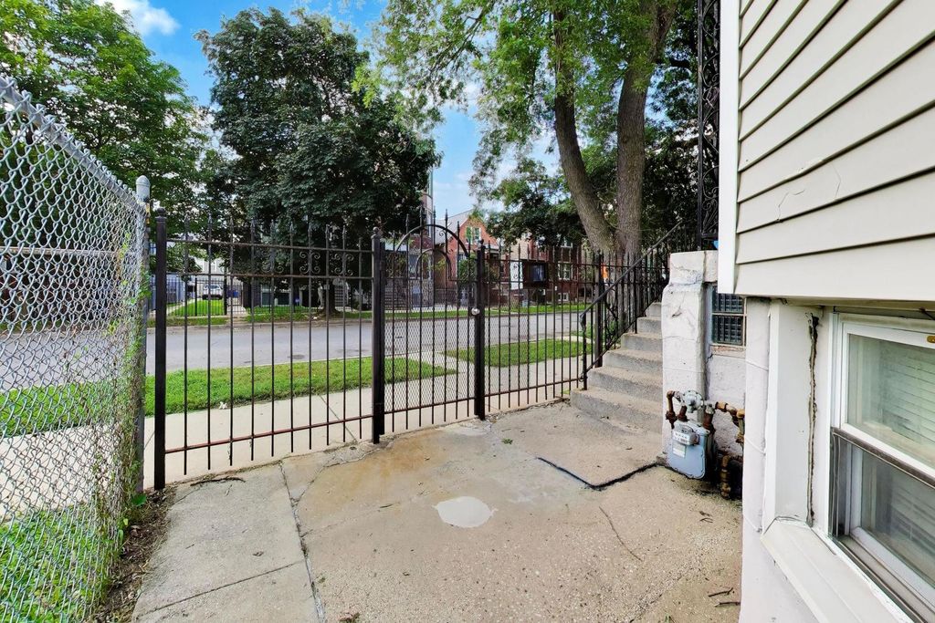 1907 N Keystone Avenue, Chicago, IL 60639 — photo 5