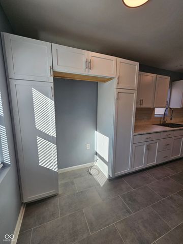 3260 Baltimore Avenue, Indianapolis, IN 46218