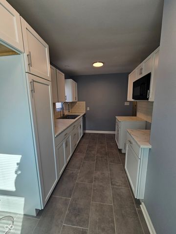 3260 Baltimore Avenue, Indianapolis, IN 46218