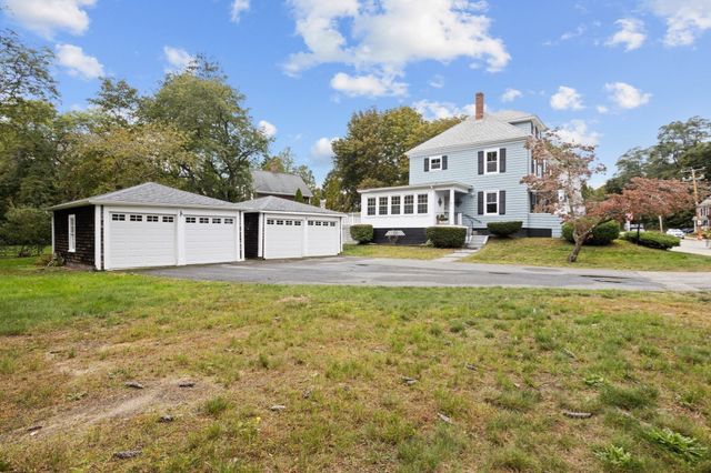 18 Standish Ave, Plymouth, MA 02360