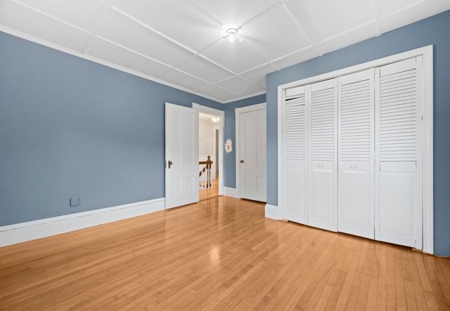 18 Standish Ave, Plymouth, MA 02360