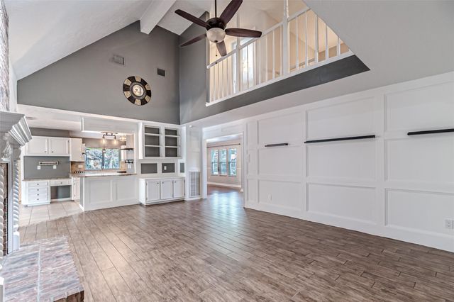 8211 Riverglade Drive, Houston, TX 77095