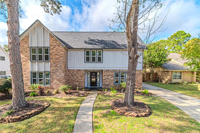 8211 Riverglade Drive, Houston, TX 77095