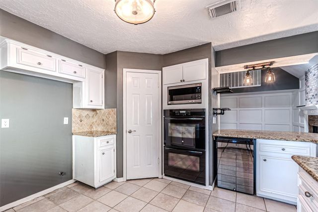 8211 Riverglade Drive, Houston, TX 77095