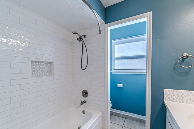 8211 Riverglade Drive, Houston, TX 77095