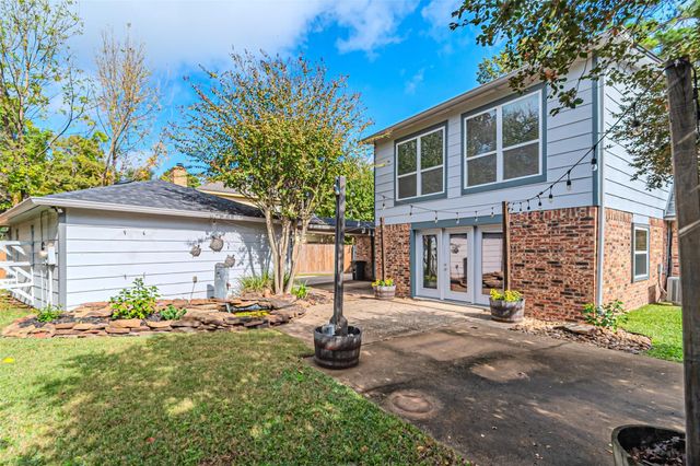8211 Riverglade Drive, Houston, TX 77095