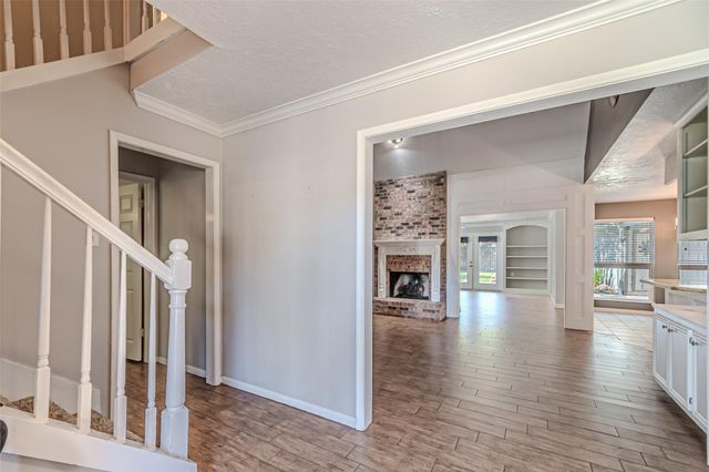 8211 Riverglade Drive, Houston, TX 77095