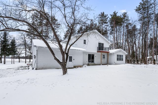 8930 Hanna Lake Avenue SE, Caledonia, MI 49316