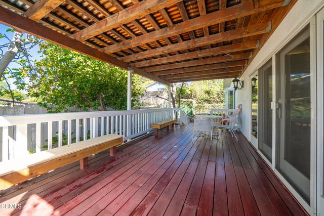 4711 Briggs Avenue, La Crescenta, CA 91214