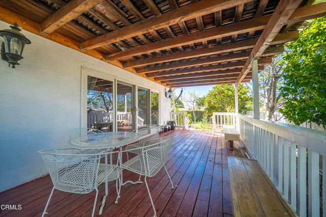 4711 Briggs Avenue, La Crescenta, CA 91214