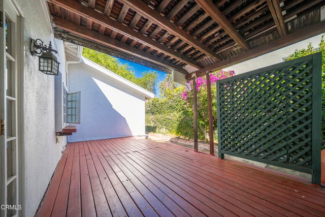 4711 Briggs Avenue, La Crescenta, CA 91214