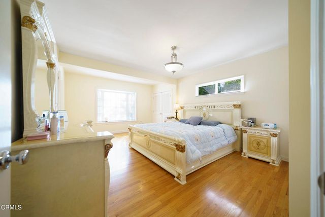 4711 Briggs Avenue, La Crescenta, CA 91214