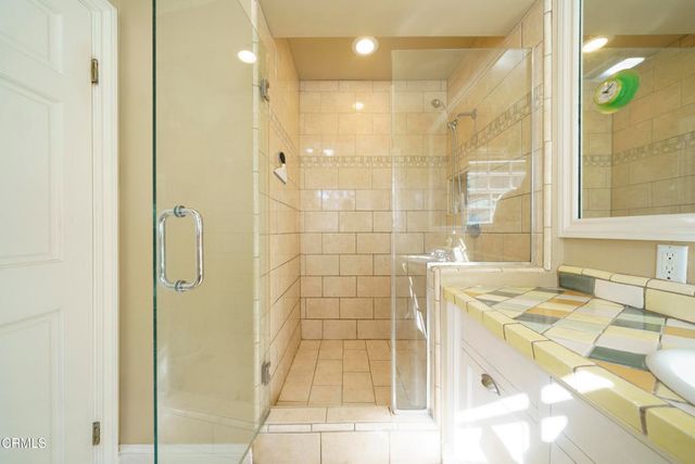 4711 Briggs Avenue, La Crescenta, CA 91214